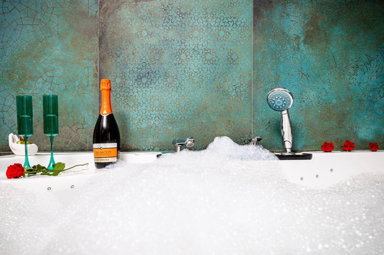 Jacuzzi & Bike Apartment, Krakow Dış mekan fotoğraf